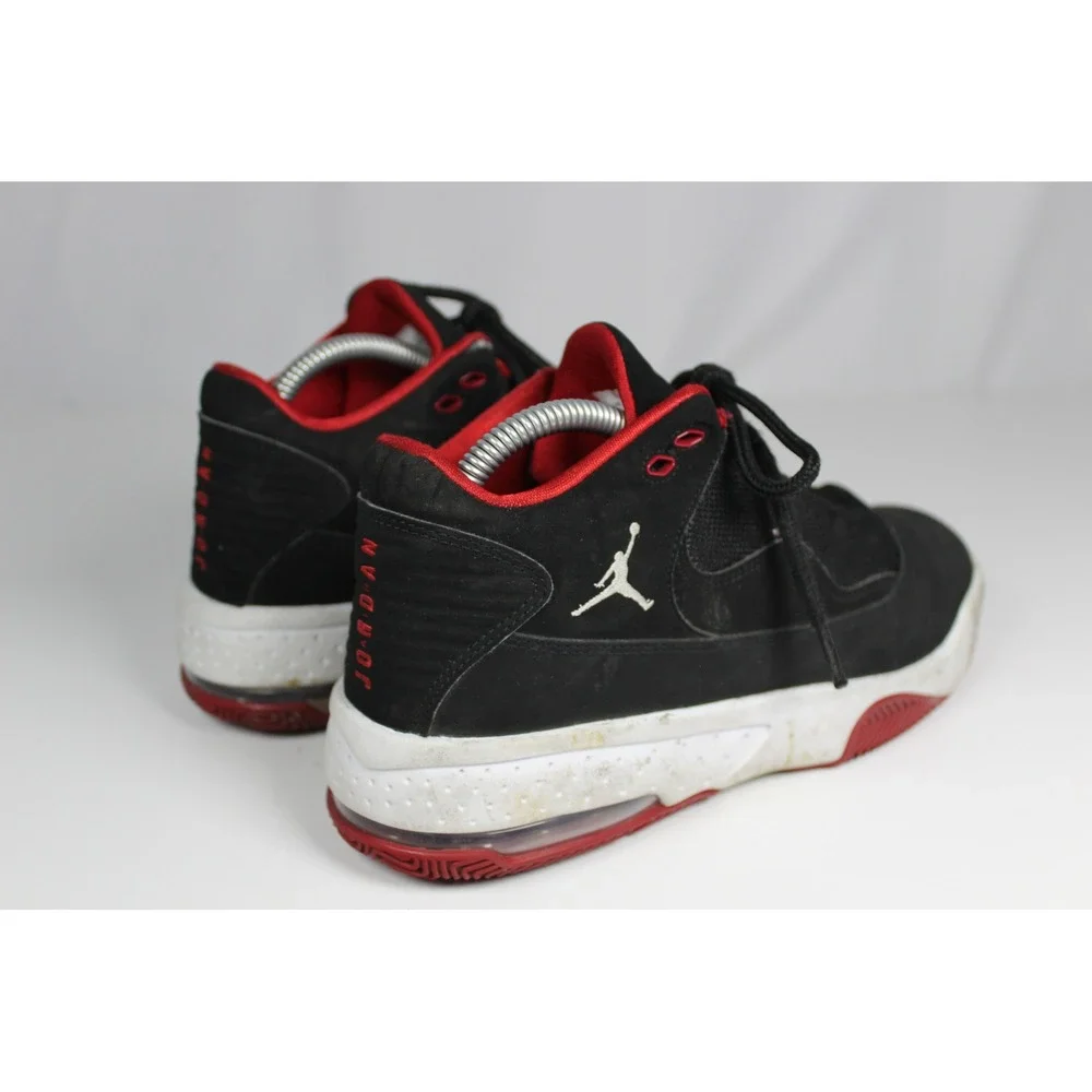 Jordan Max Aura 2 Mens Basketball Shoes Black Red White CK6636-006 Size‎ 10.5
